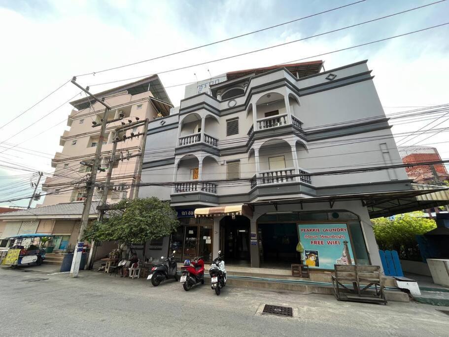 Room101 In Wanna Apartment Pattaya Extérieur photo