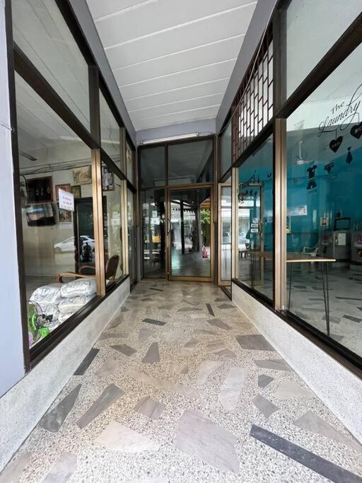 Room101 In Wanna Apartment Pattaya Extérieur photo